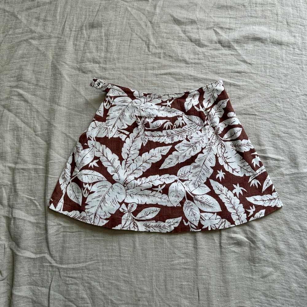 Urban Outfitters Hawaiian Floral Mini Skirt Size S